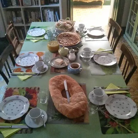 Casa Rosa Bed & Breakfast